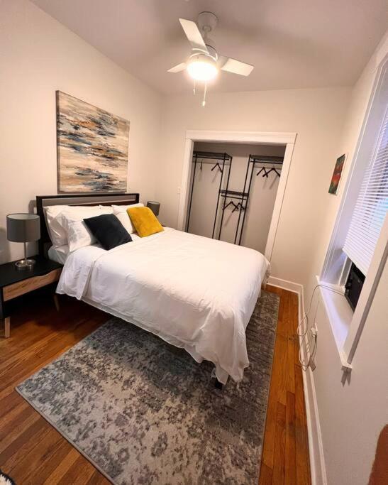 Appartement Modern Vintage 2Br Walkable To Dining & Lakefront à Chicago Extérieur photo