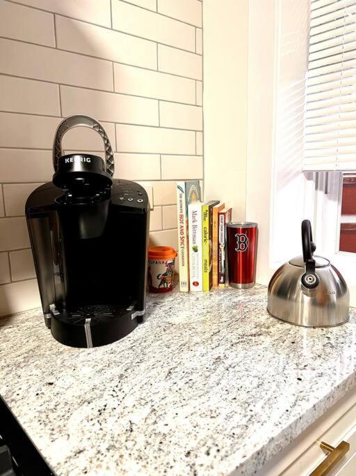 Appartement Modern Vintage 2Br Walkable To Dining & Lakefront à Chicago Extérieur photo