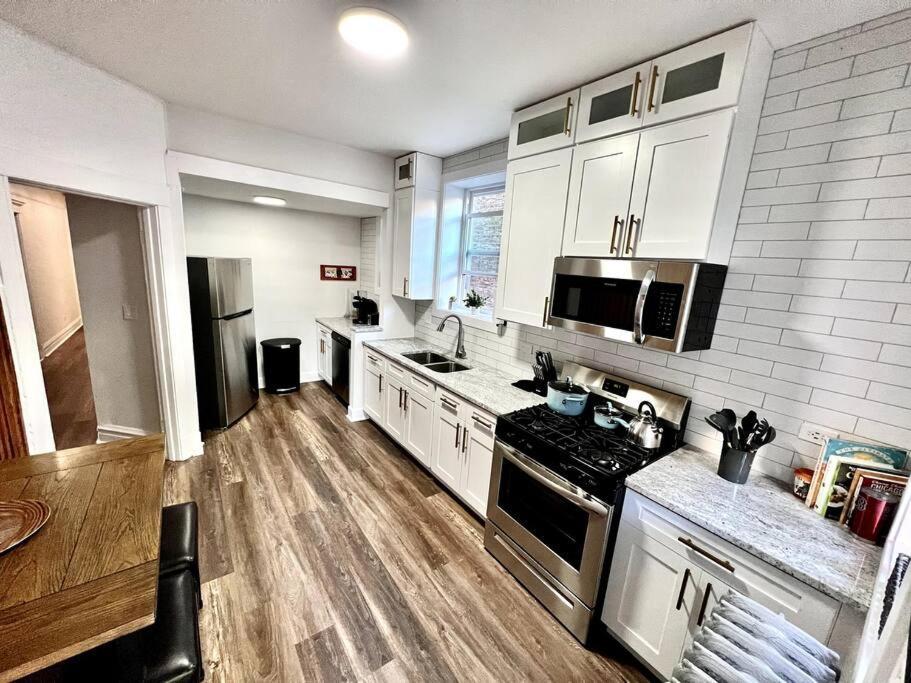 Appartement Modern Vintage 2Br Walkable To Dining & Lakefront à Chicago Extérieur photo